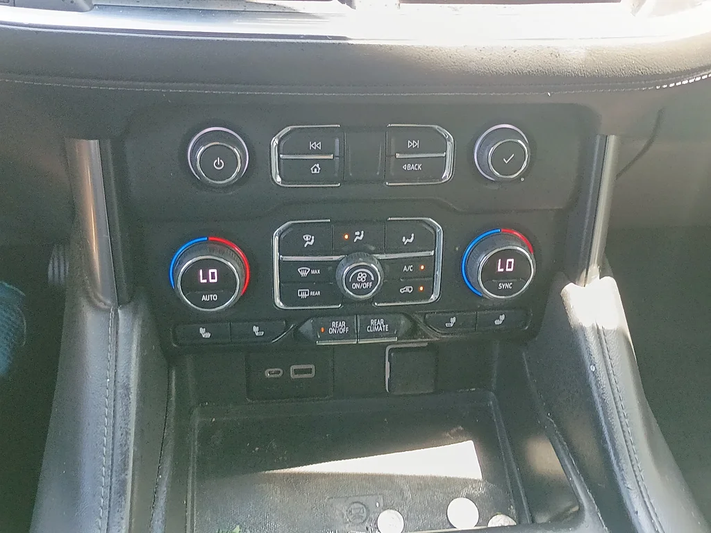 Used 2022 Black Chevrolet LT image 22