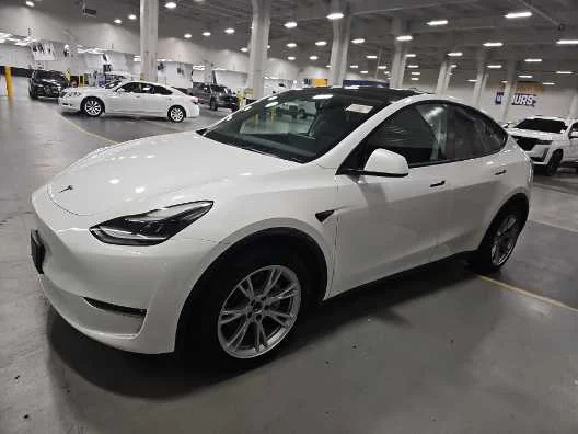 2023 Tesla Model Y Long Range Dual Motor All-Wheel Drive's photo