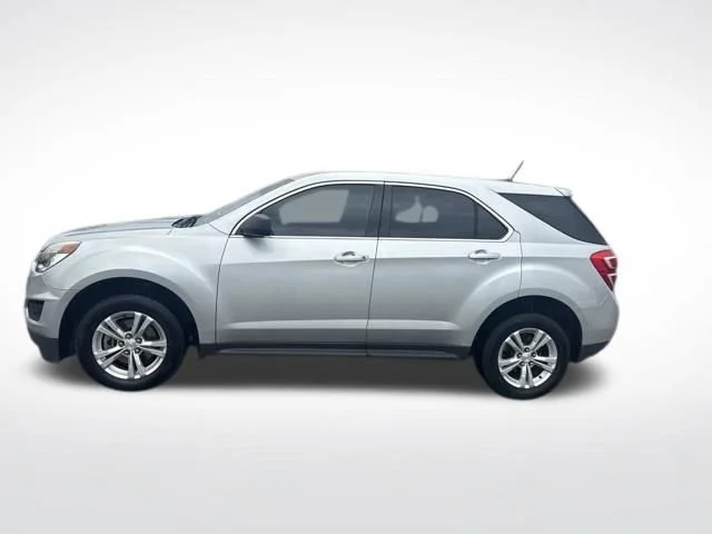 Used 2017 Chevrolet Equinox LS with VIN 2GNALBEK7H1610440 for sale in Radcliff, KY