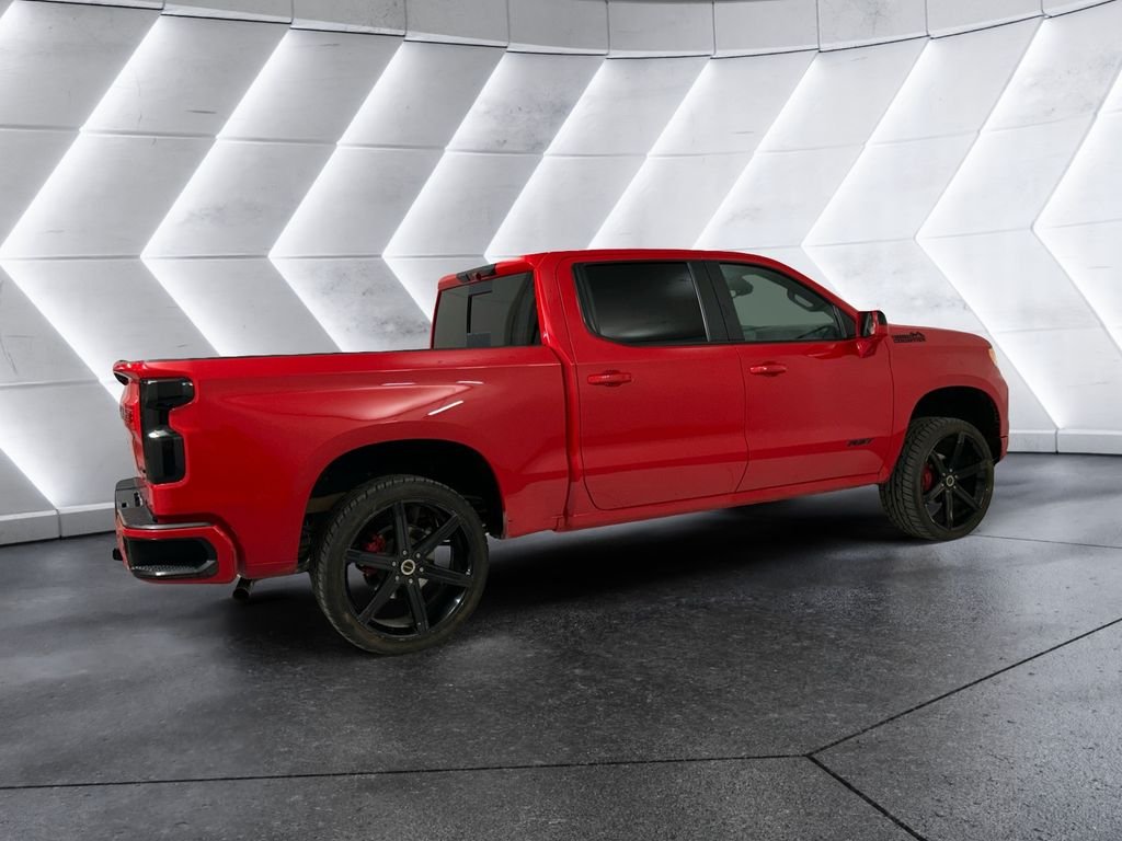 Used 2023 Red Chevrolet RST image 4