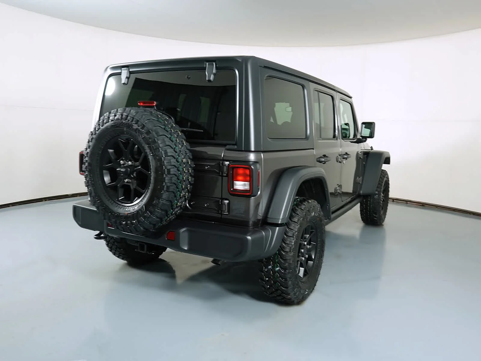New 2026 Granite Crystal Metallic Clear-Coat Exterior Paint Jeep Willys image 9