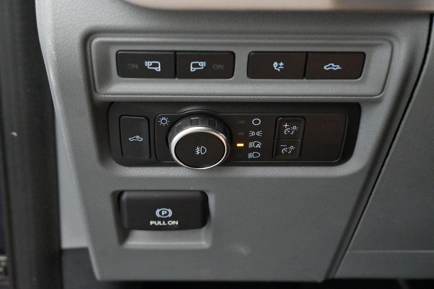 Used 2022 Antimatter Blue Ford XLT image 32
