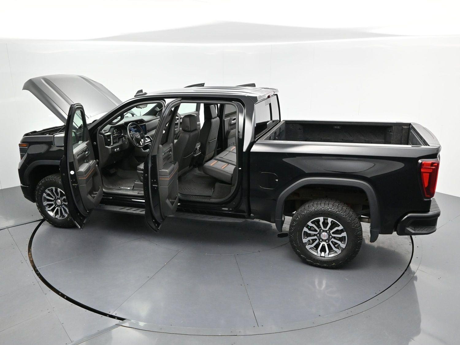 Used 2023 Onyx Black GMC AT4 image 44