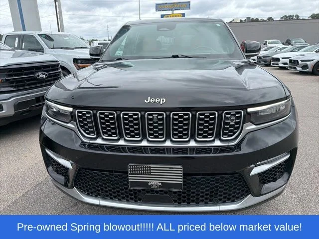 Used 2022 Black Jeep Summit image 3