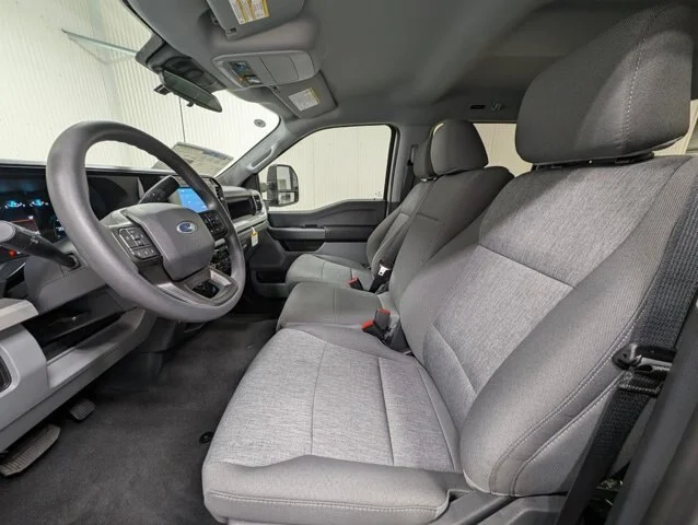 New 2026 Oxford White Ford F-250® XL image 52