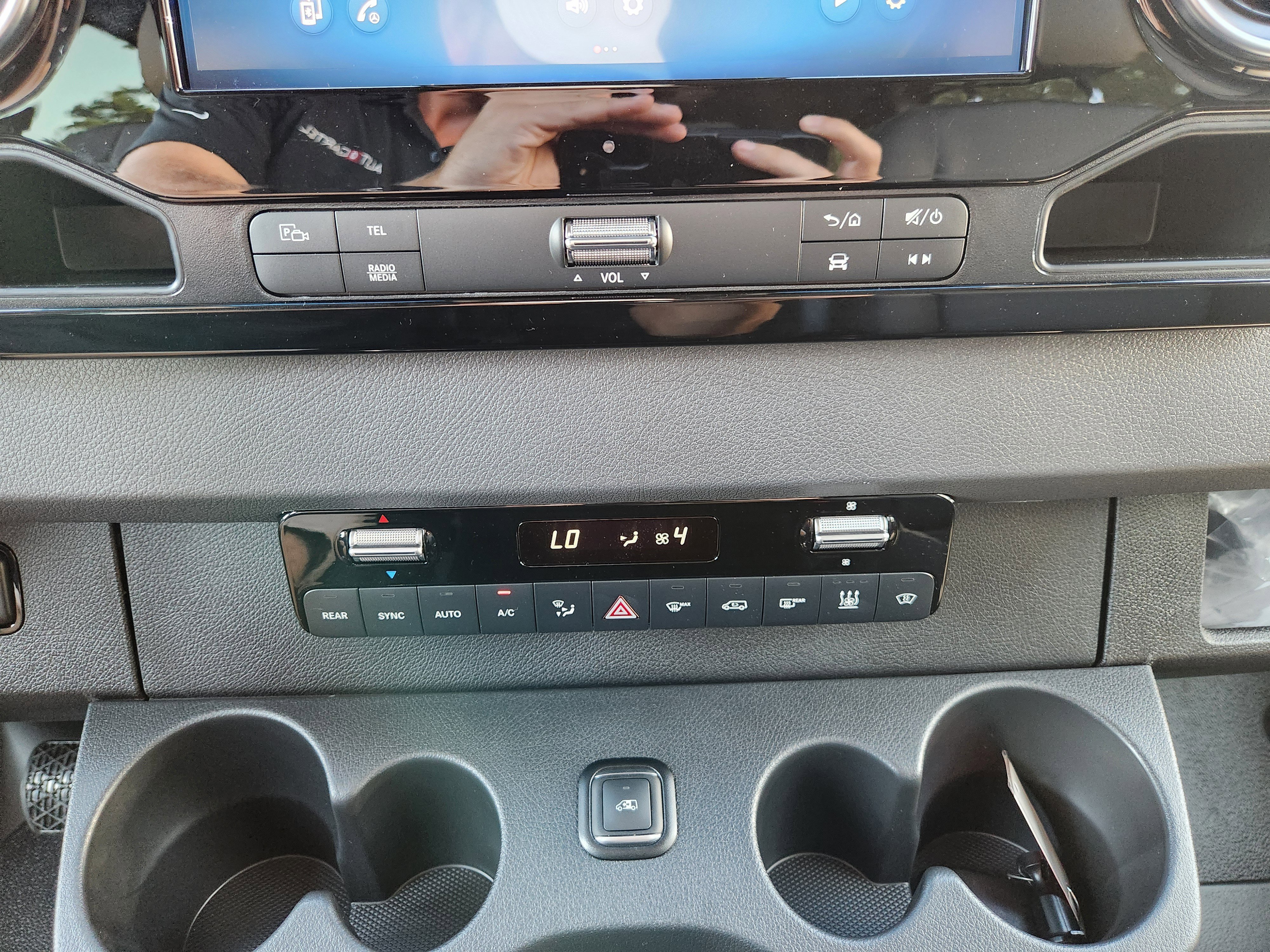 New 2025 High-tech silver metallic Mercedes-Benz Passenger 144 WB image 15