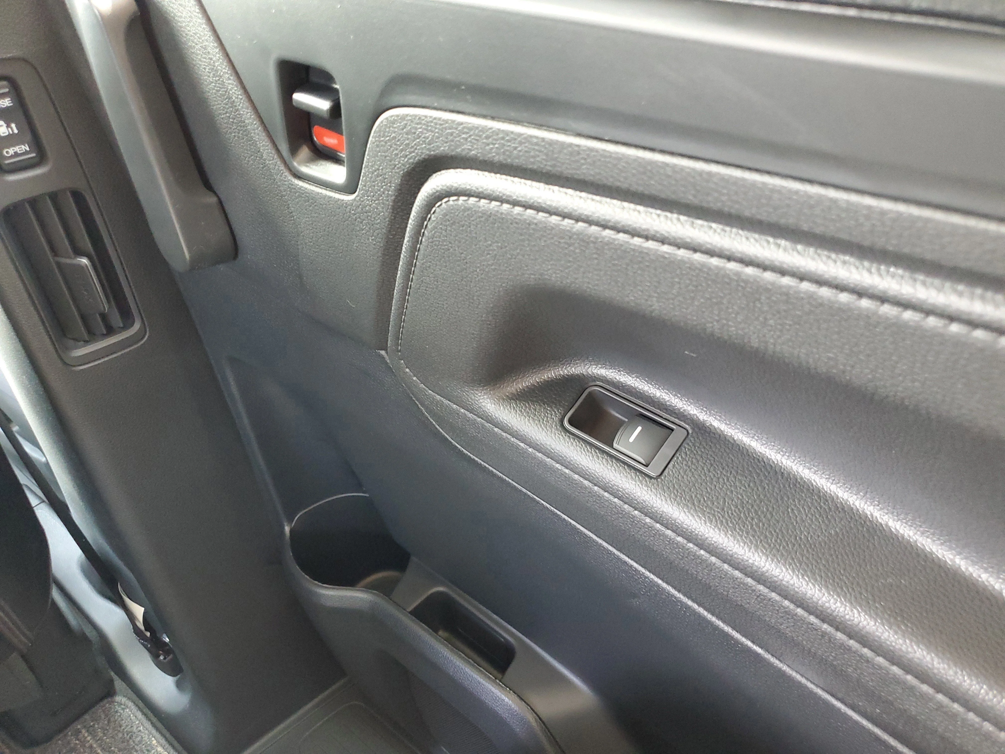 New 2026 Platinum White Pearl Honda EX-L image 17