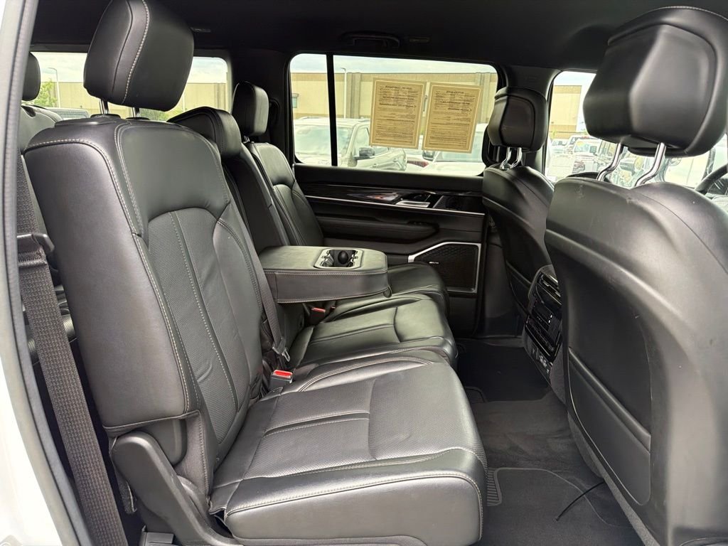 Used 2022 White Jeep Series II image 20