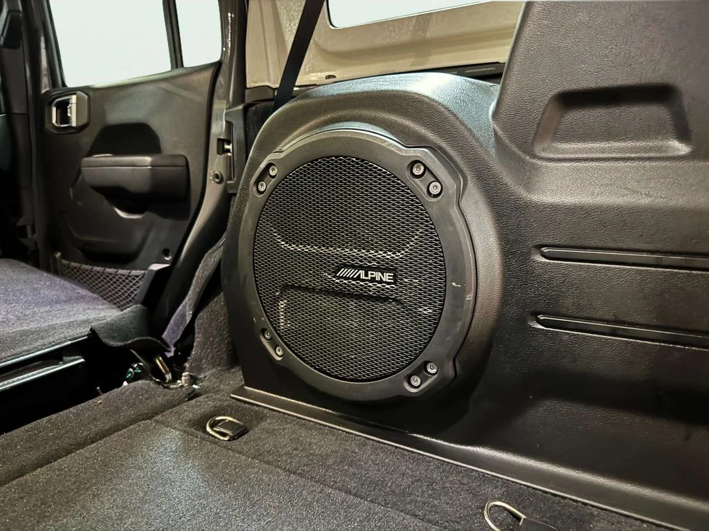 Used 2021 Sting-Gray Clearcoat Jeep Unlimited Sport S image 19