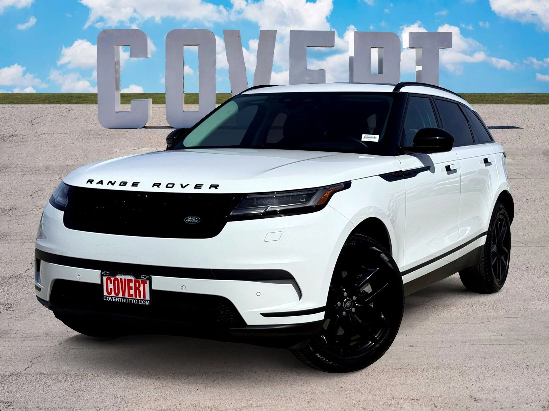 Used 2024  Land Rover S image 1