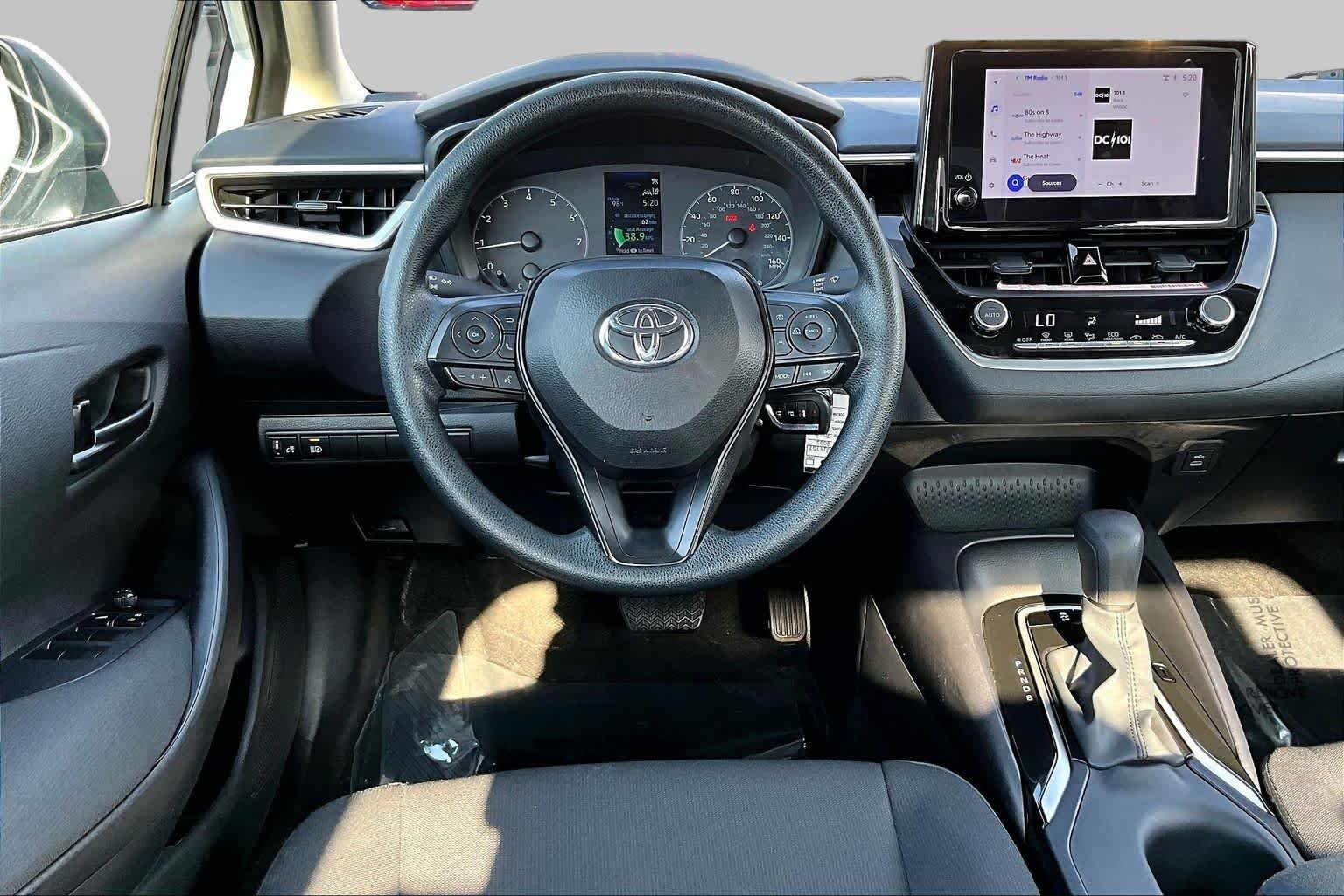 Used 2025 Wind Chill Pearl Toyota LE image 6