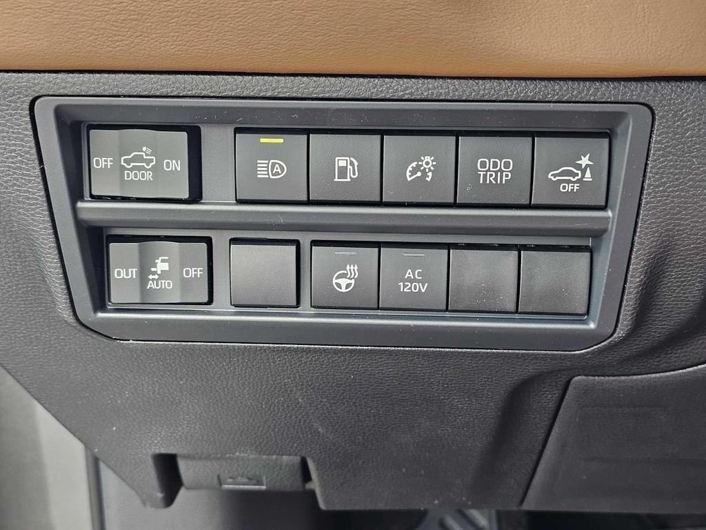 2026 Toyota Tundra 1794 Edition - Photo 18