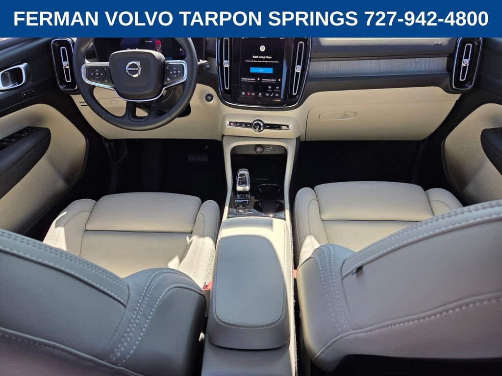 2026 Volvo XC40 Plus - Photo 16