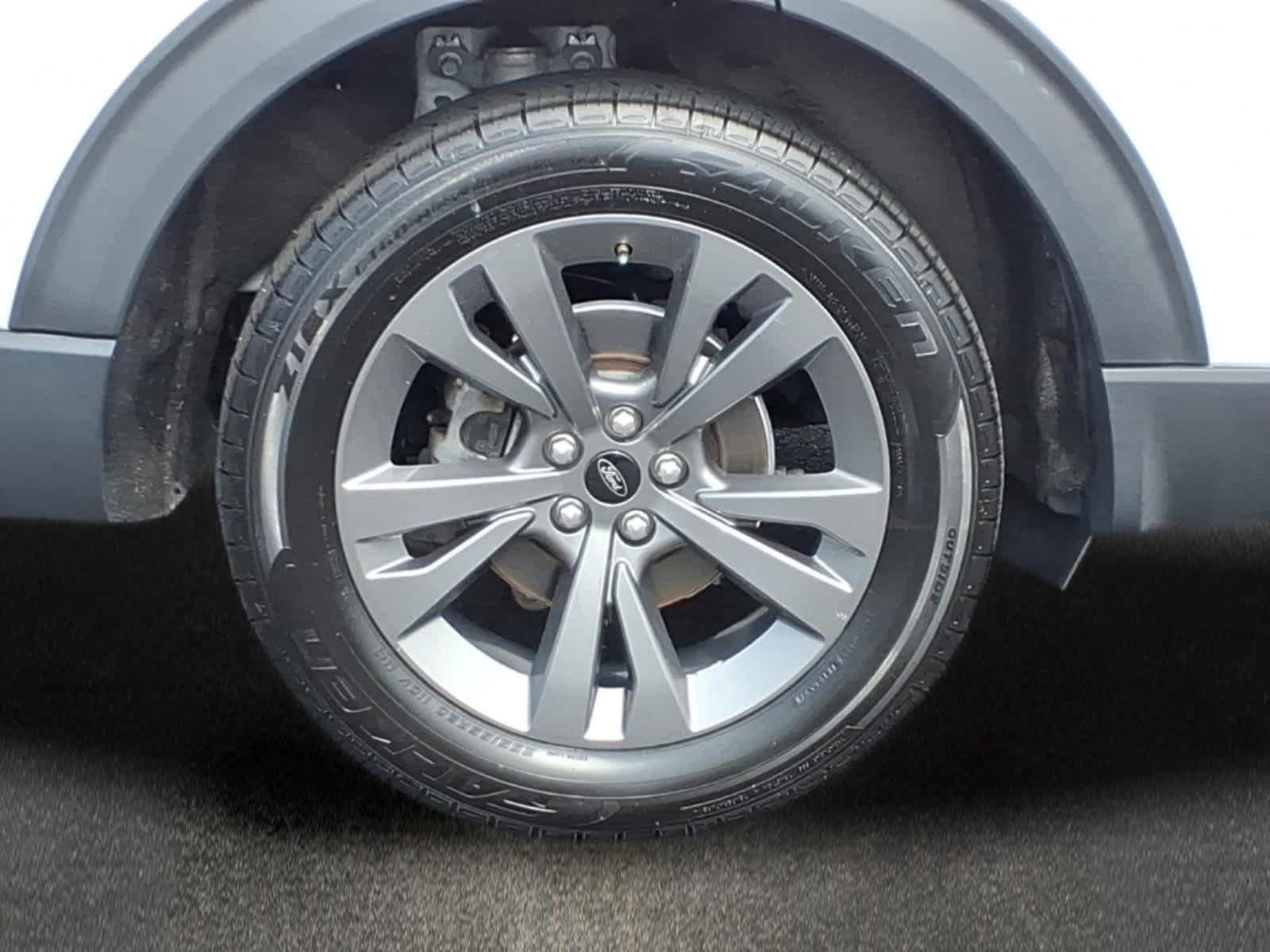 Used 2021 Star White Metallic Tri-Coat Ford XLT image 3