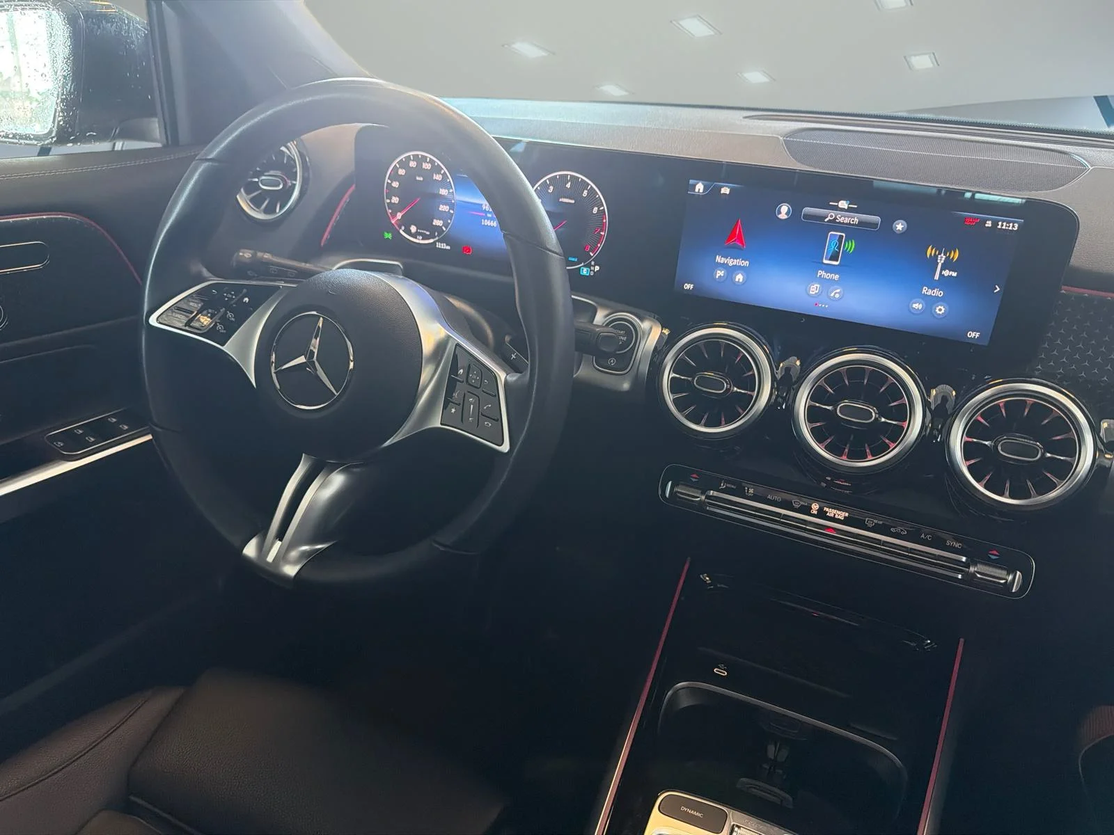 Certified Used 2025 Black Mercedes-Benz Glb 250 image 33