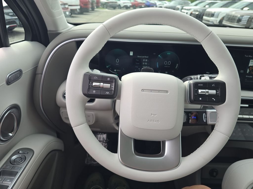 New 2026 Black Hyundai SEL Premium image 14