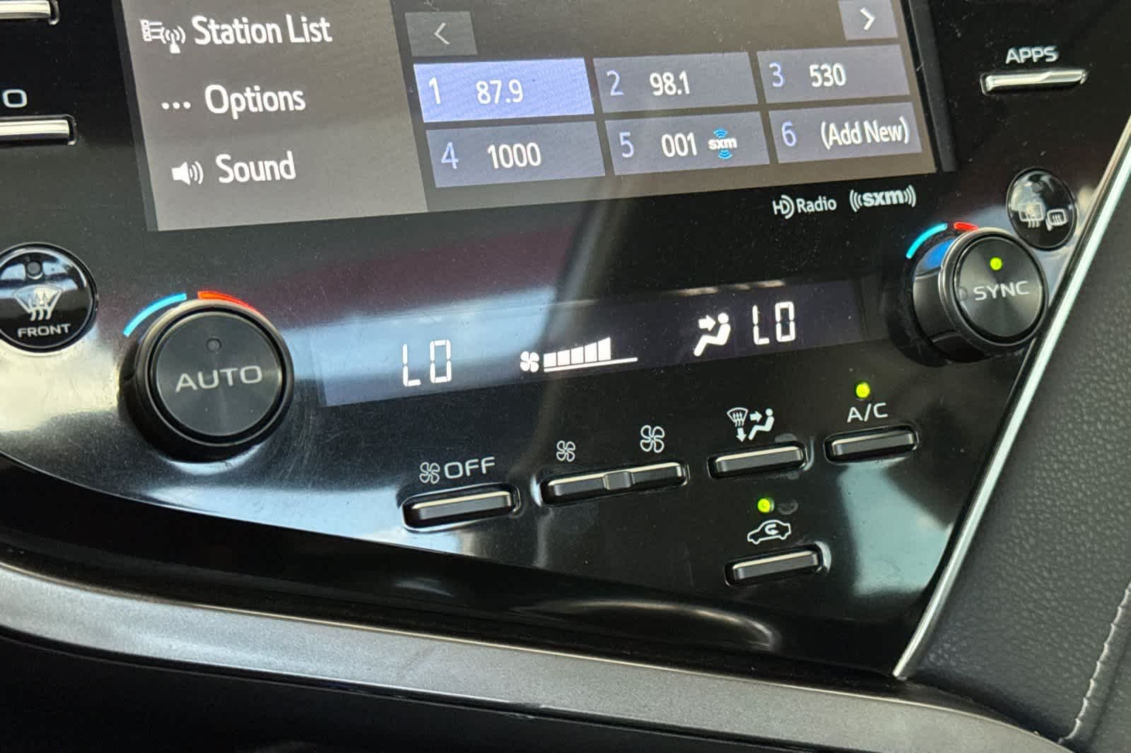 Used 2018 Blue Streak Metallic Toyota XSE image 13