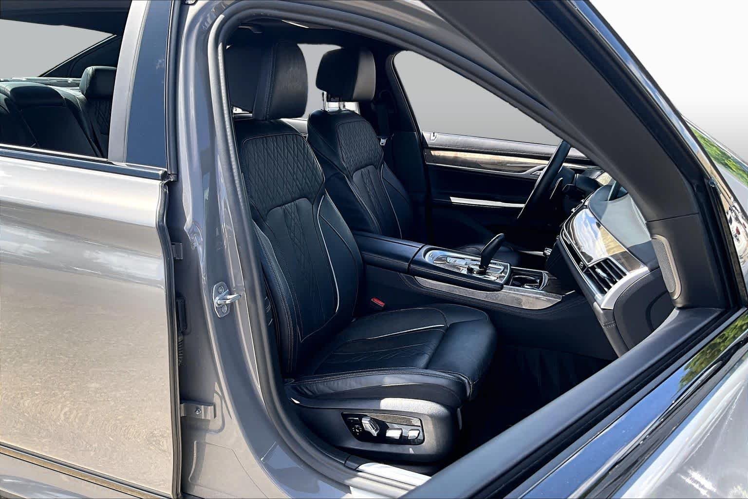 Pre-Owned 2020 BMW 750i XDrive 750i XDrive