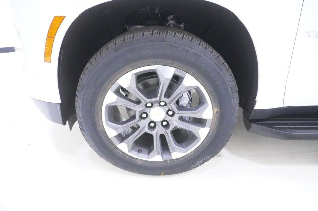 2027 Chevrolet Tahoe LS - Photo 11