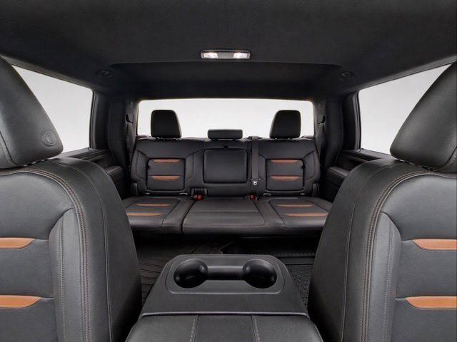 2021 GMC Sierra 2500HD AT4 - Photo 17