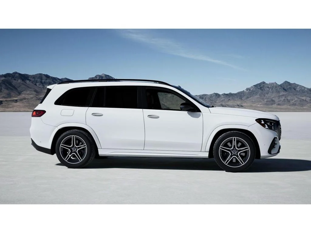 New 2027 White Mercedes-Benz GLS 450 image 15