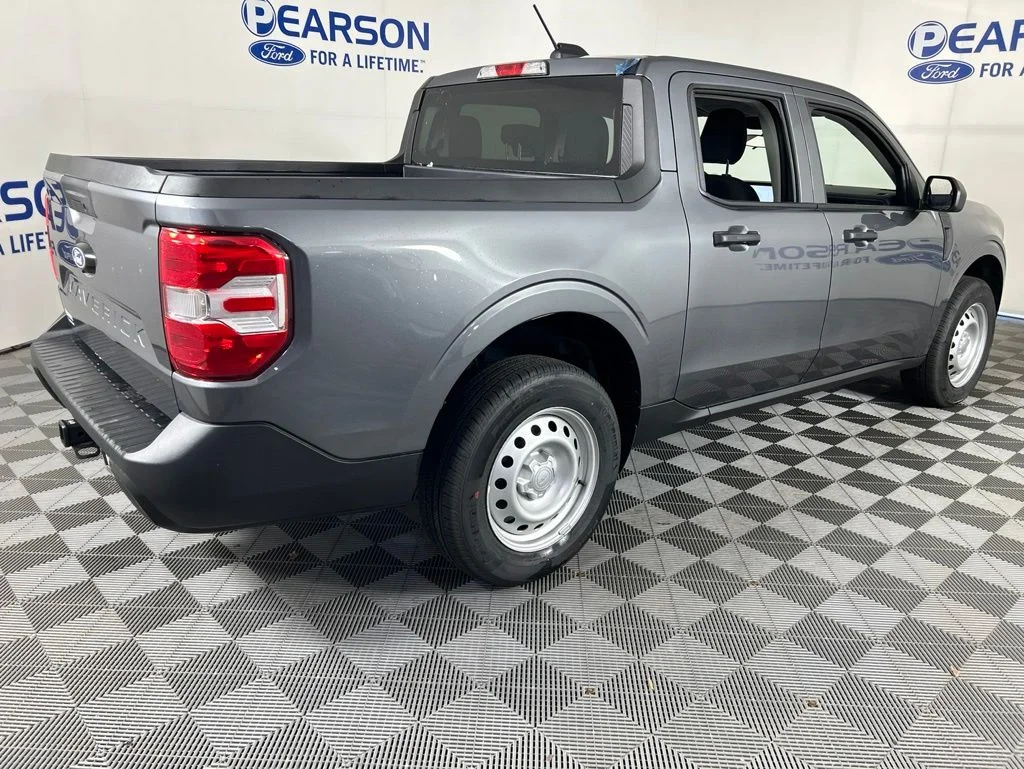New 2026 Carbonized Gray Metallic Ford XL image 6