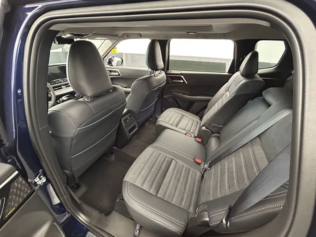 2026 Mitsubishi Outlander SE - Photo 39