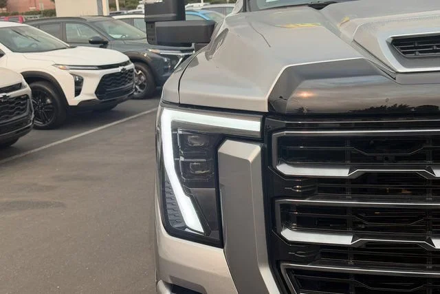 New 2026 Sterling Metallic GMC AT4 image 4