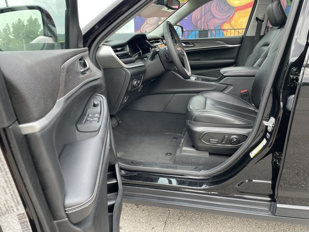 Certified Used 2024 Black Jeep 4xe image 14