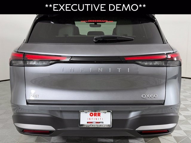 Certified Used 2026 Graphite Shadow INFINITI LUXE image 9