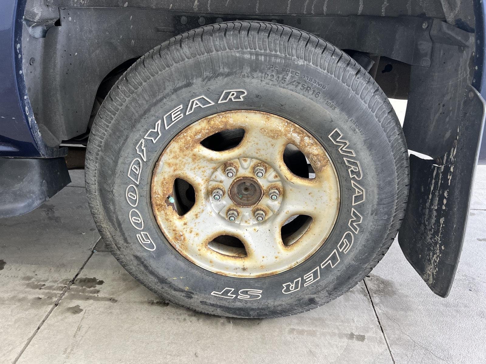 2001 Chevrolet Suburban Base - Photo 10