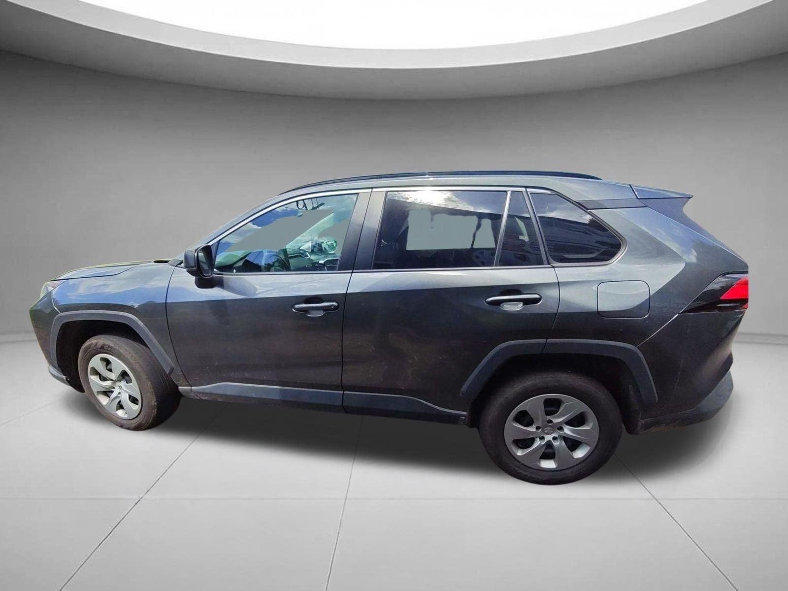 Used 2021 Magnetic Gray Metallic Toyota LE image 5