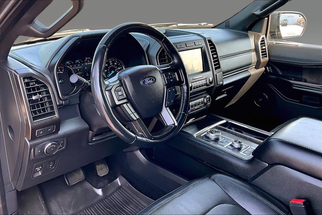 Used 2018 Magnetic Ford Limited image 7