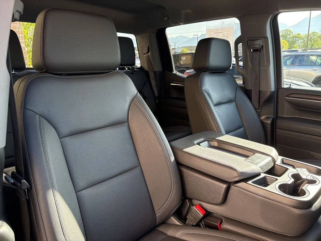 2024 GMC Sierra 1500 SLT - Photo 15