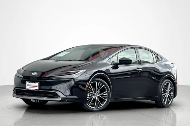 2025 Toyota Prius XLE