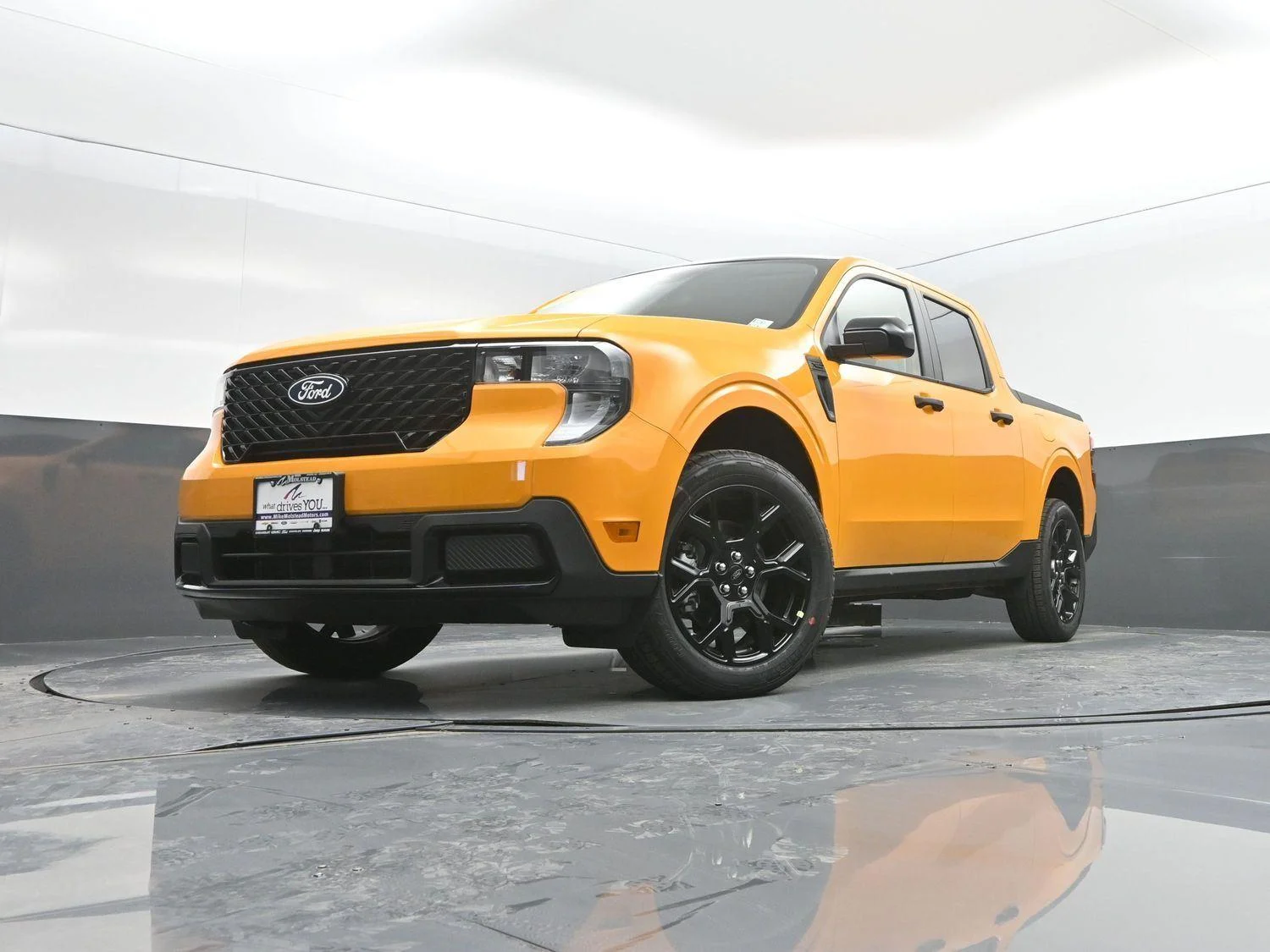 New 2026 Orange Fury Metallic Tri-Coat Ford XLT image 43