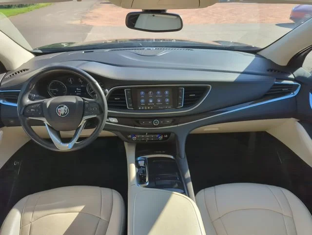 Used 2023 Includes Spectra Gray lower exterior accent color.) Buick Essence image 33