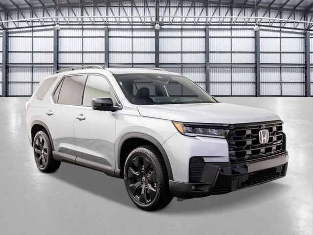 New 2026 Solar Silver Metallic Honda AWD Black Edition image 7