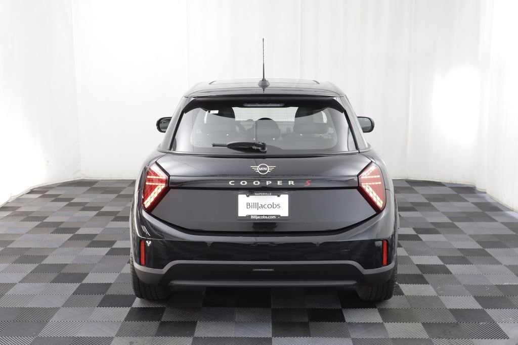 New 2026 Midnight Black MINI Iconic image 17
