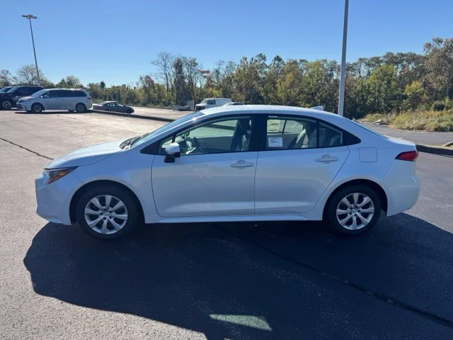 New 2027 Wind Chill Pearl Toyota LE image 6