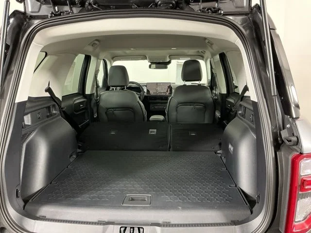 New 2026 Carbonized Gray Metallic Ford Badlands image 33