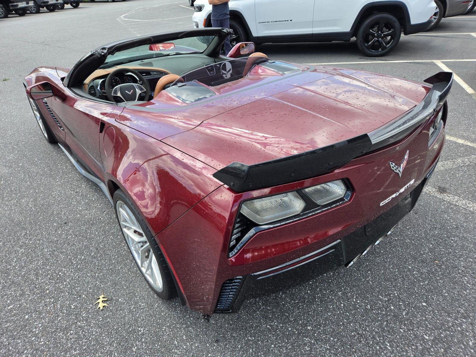 Used 2019 LONG BEACH RED METALLIC TINTCOAT Chevrolet Z06 2LZ image 8
