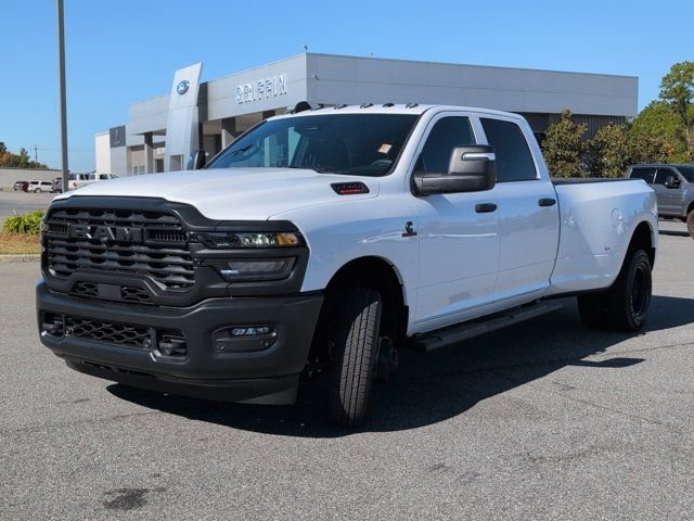 New 2026 Bright White Clear-Coat Exterior Paint RAM Tradesman image 11