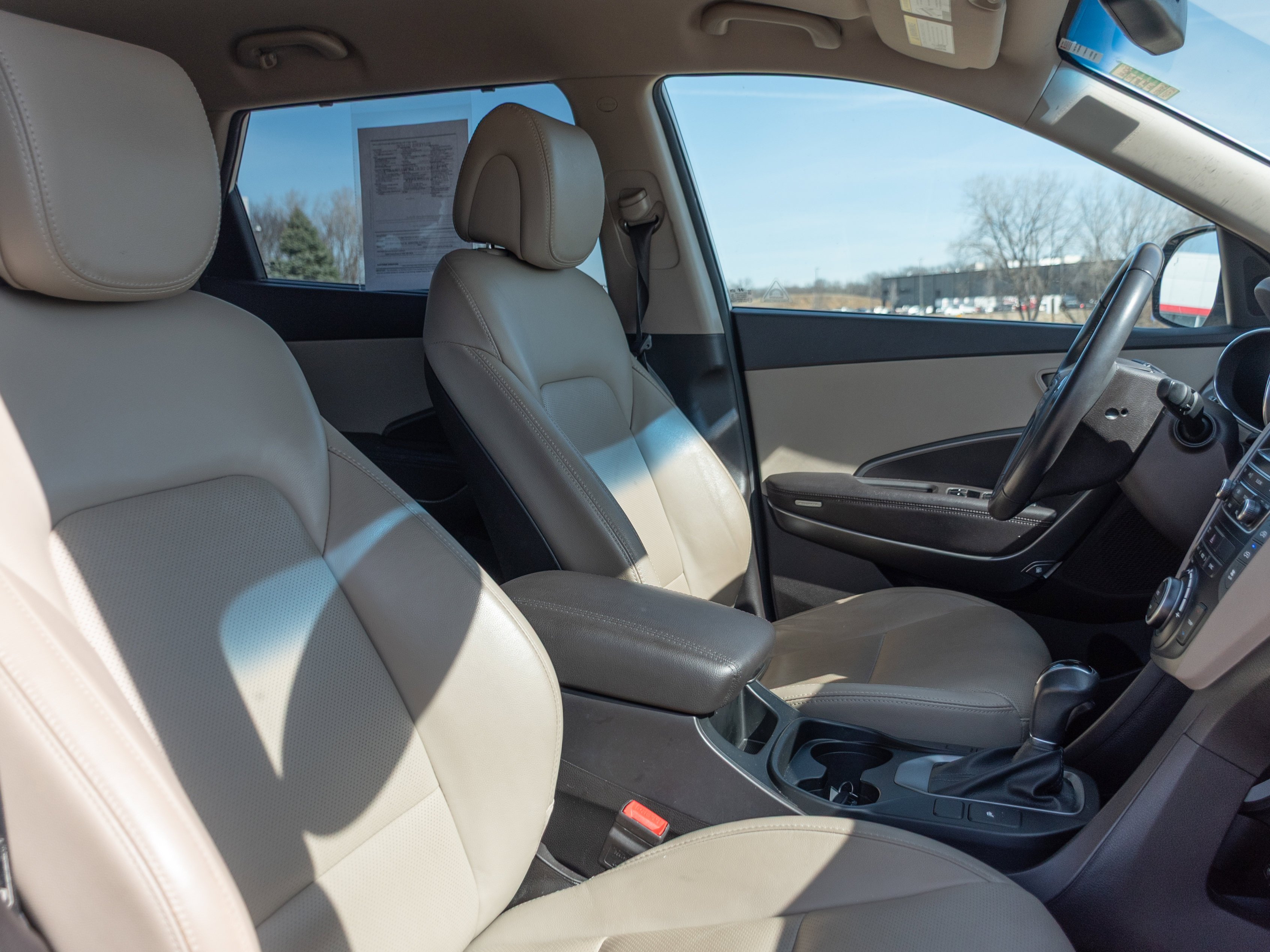 2017 Hyundai Santa Fe Limited - Photo 24