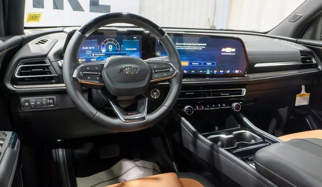 2027 Chevrolet Traverse Z71 - Photo 13