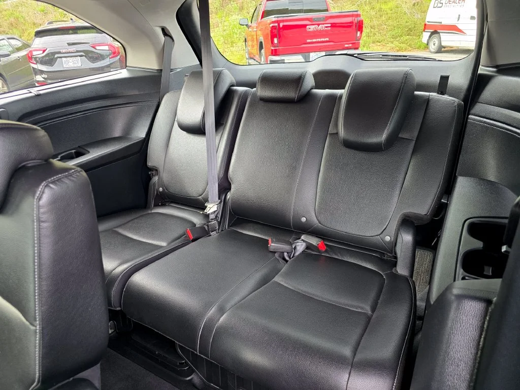 Used 2023 Gray Honda Touring image 13