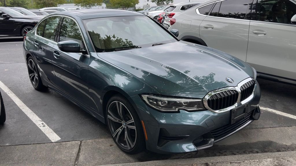 2020 BMW 3 Series 330i Sedan's photo