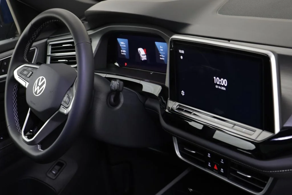 New 2026 Blue Volkswagen 2.0T SE w/Technology image 20