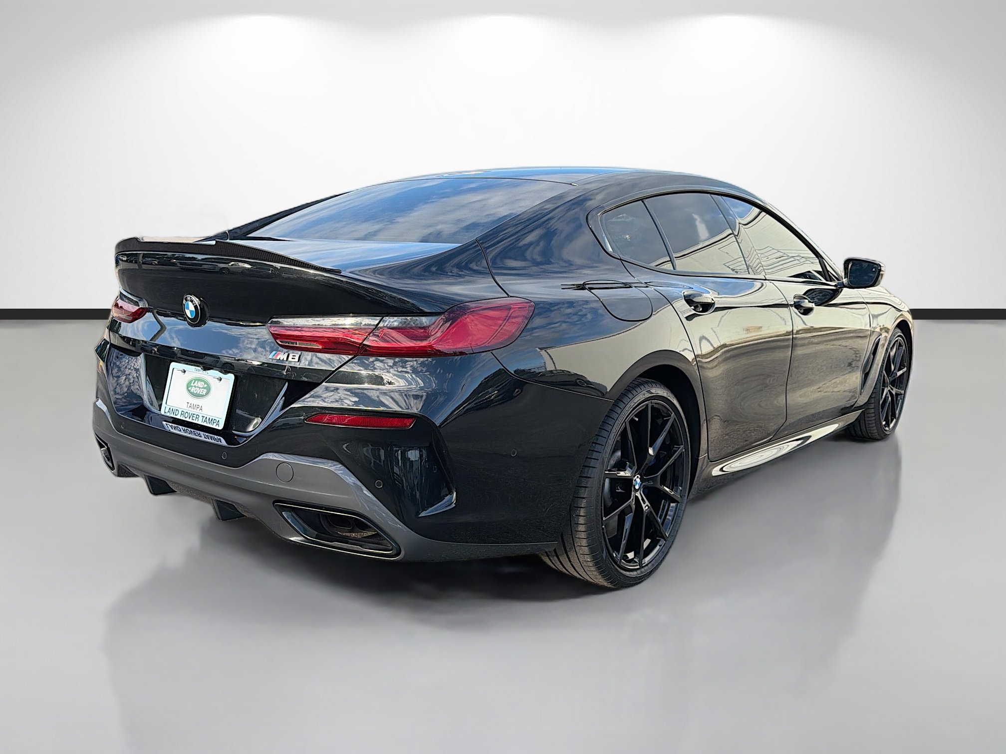 Used 2022 Black Sapphire Metallic BMW M850i image 5