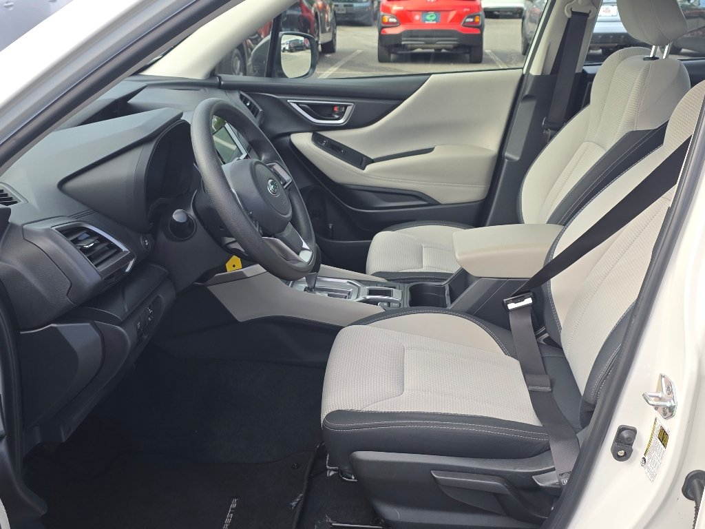 Used 2023 Crystal White Pearl Subaru  image 32